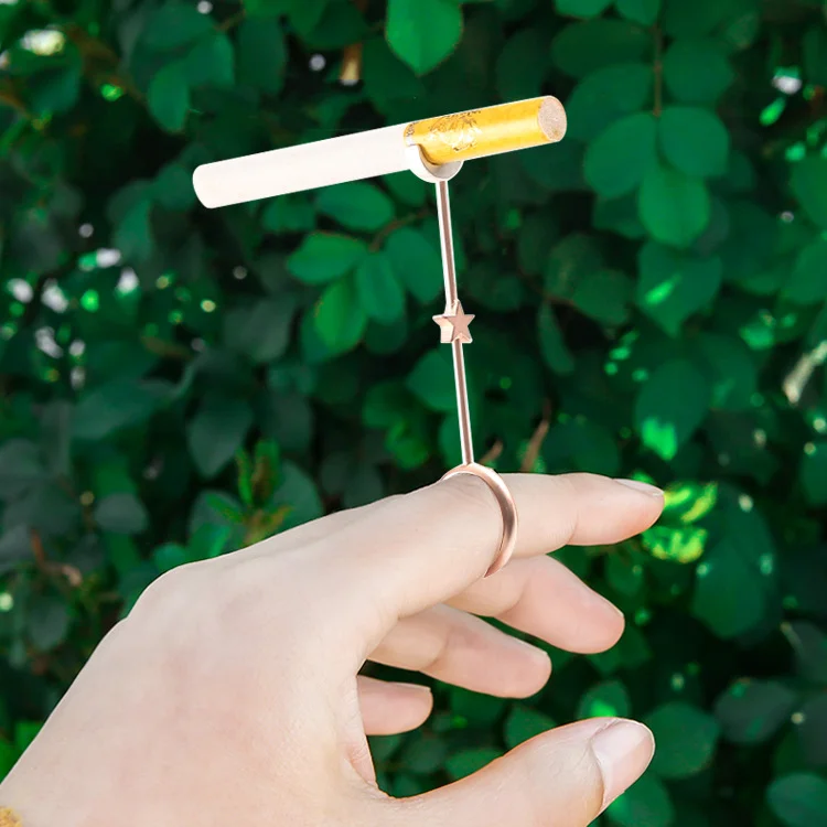 Lady Cigarette Smoking Ring Ho - Vape Ring recensie en prijs